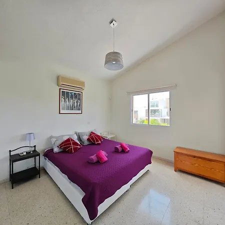 Sea Villa *